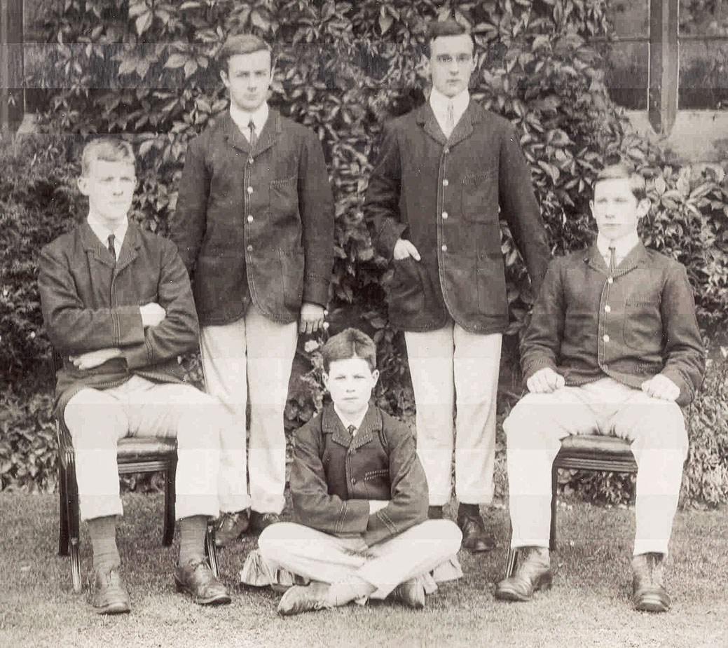 1906 photograph of 1st IV rowing crew RB Culbertson 2nd from right