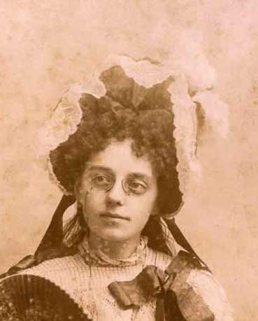   Jeanne Thérèse vanden Berghe sister of Berthe vanden Berghe 