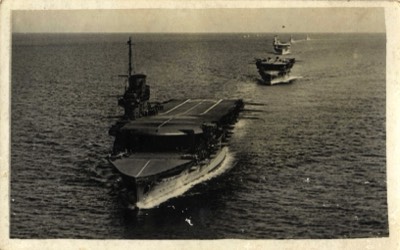  HMS Courageous, HMS Furious & HMS Campania in line astern 